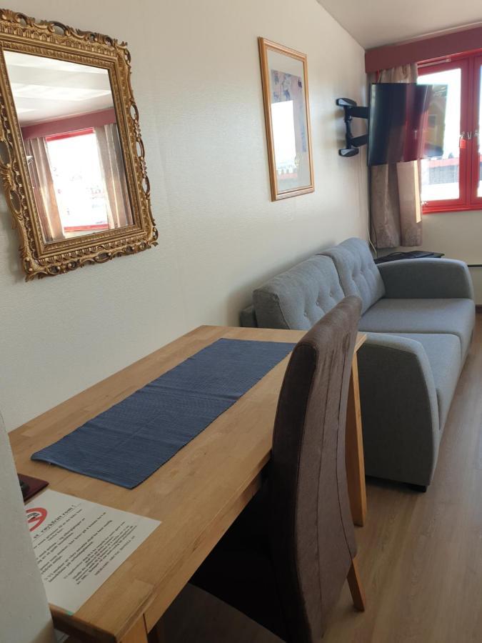 Mehamn Arctic Hotel Dış mekan fotoğraf
