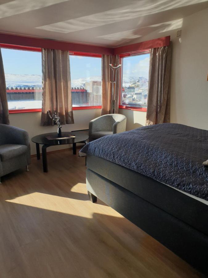 Mehamn Arctic Hotel Dış mekan fotoğraf